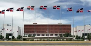 Exterior de la Cámara de Diputados, en Santo Domingo